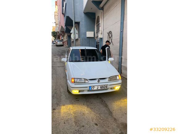 Sahibinden Renault R 19 1.4 Europa RL 2000 Model  306.000 km Beyaz