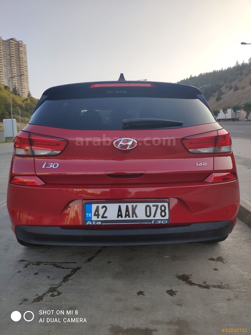 Sahibinden Hyundai i30 1.6 CRDi Elite Plus Smart 2017 Model Ankara 119.000 km Kırmızı 4