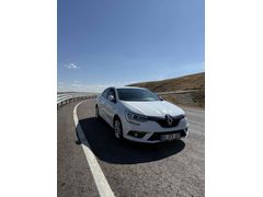 DÜŞÜK KM HATASIZ BOYASIZ TRAMERSİZ MEGANE 4 1.3 TCE 
