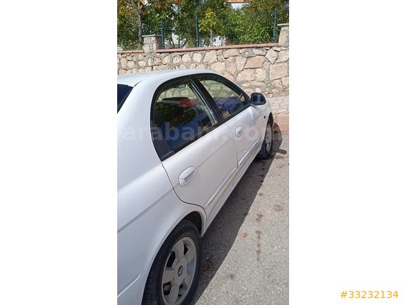 2004 model Kia Shuma Otomotik