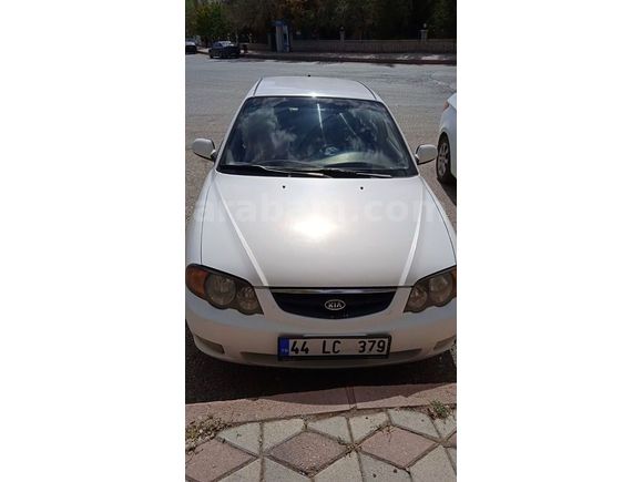 2004 model Kia Shuma Otomotik