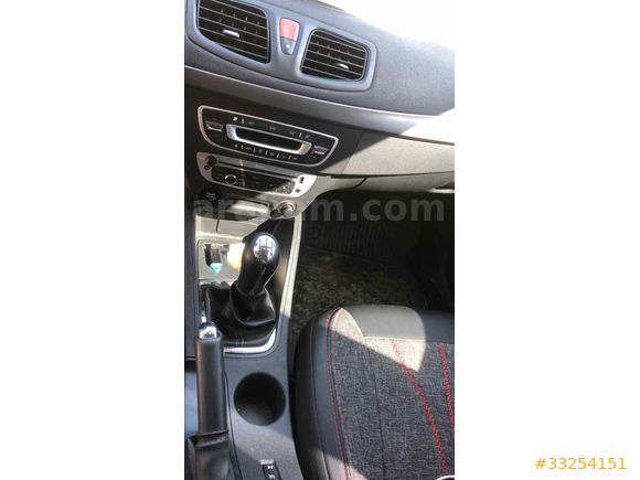 Sahibinden Renault Megane 1.6 Touch Plus 2015 Model 