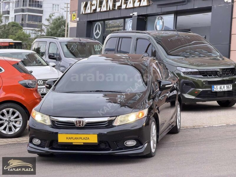 Galeriden Honda Civic 1.6i VTEC Eco Elegance 2012 Model Kahramanmaraş 156.000 km Siyah