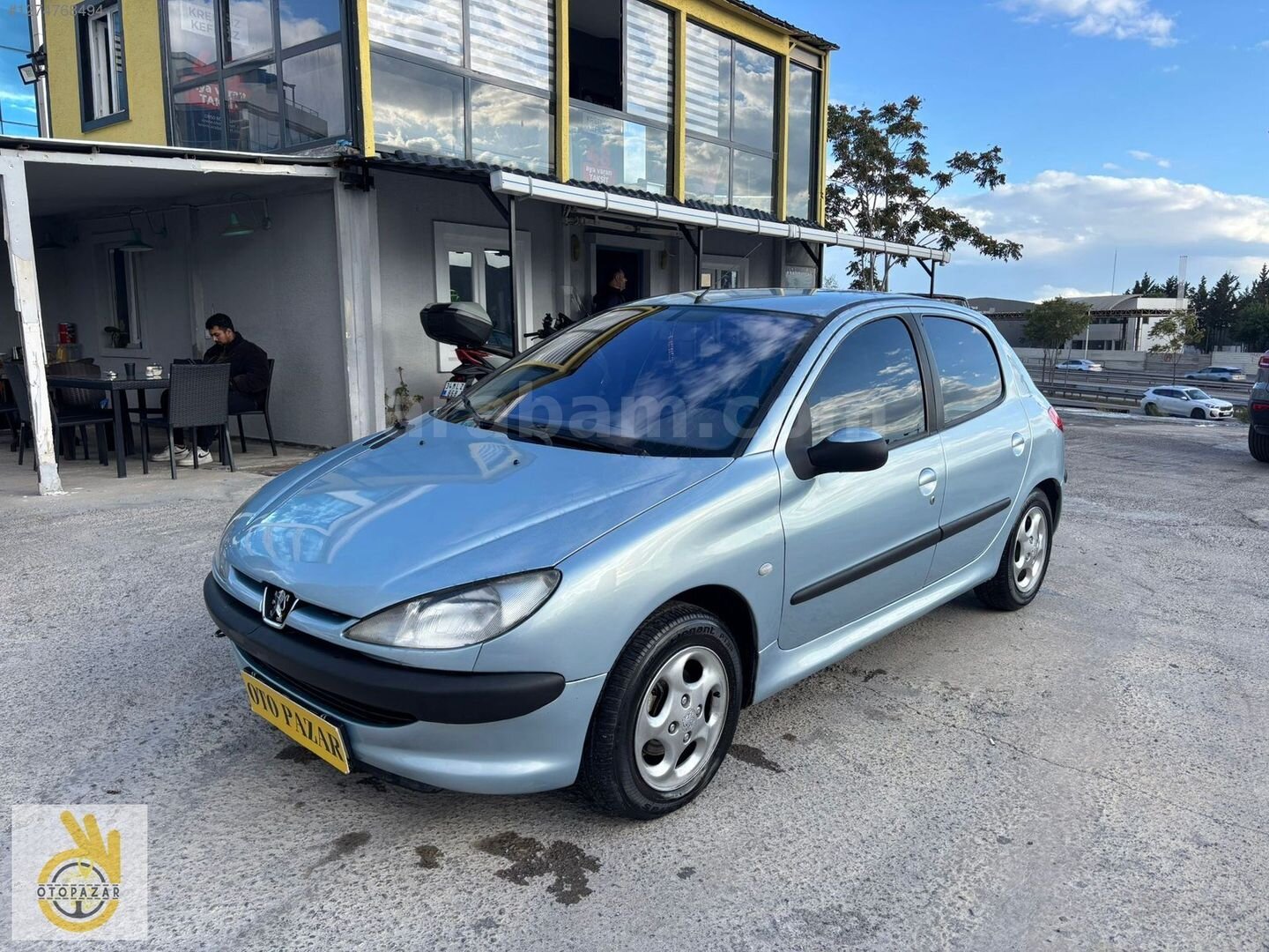 Galeriden Peugeot 206 1.4 Color Line 2002 Model İstanbul 259.000 km Gri 1