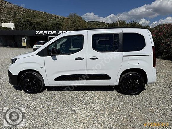 TUHAN MOTORS HATASIZ BOYASIZ 2025 FİAT DOBLO 1.5 PREMİO