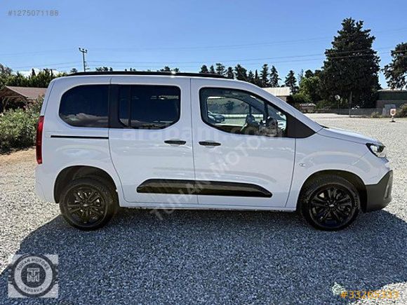 TUHAN MOTORS HATASIZ BOYASIZ 2025 FİAT DOBLO 1.5 PREMİO
