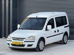 ALTINOK AUTO'Dan 2007 HATASIZ BOYASIZ COMBO 1.3 CDTİ