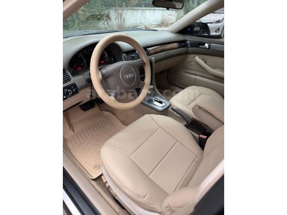AUDİ A6 2.5 TDI MÜKEMMEL TEMİZLİKTE SUNROOFLU