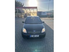 AZ YAKAR ÇOK KAÇAR TOYOTA YARIS