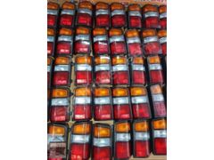 mitsubishi l300 arka stoplar