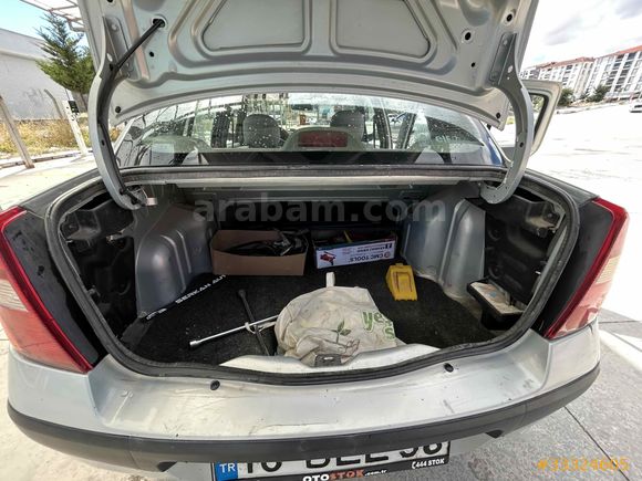 Sahibinden Renault Clio 1.4 Authentique 2004 Model 