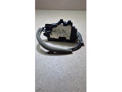 Kangoo Sağ Yan Sürgülü Kapı Kilidi İthal 8200497719
