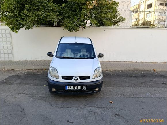 2004 MODEL ENÇOK TUTULAN 1.5 DİZEL  KİLİMALI MULTİKS ÇİFT SÜRGÜLÜ AYİLE ARACIDIR