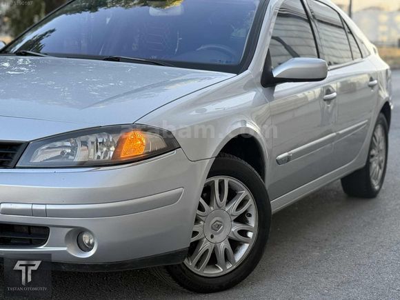 TAŞTAN OTOMOTIV'DEN 3 PARÇA BOYA 275BİN KM'DE 2007 1.6 LAGUNA
