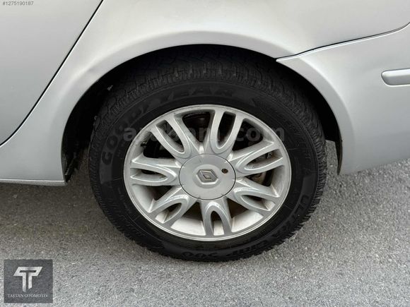 TAŞTAN OTOMOTIV'DEN 3 PARÇA BOYA 275BİN KM'DE 2007 1.6 LAGUNA