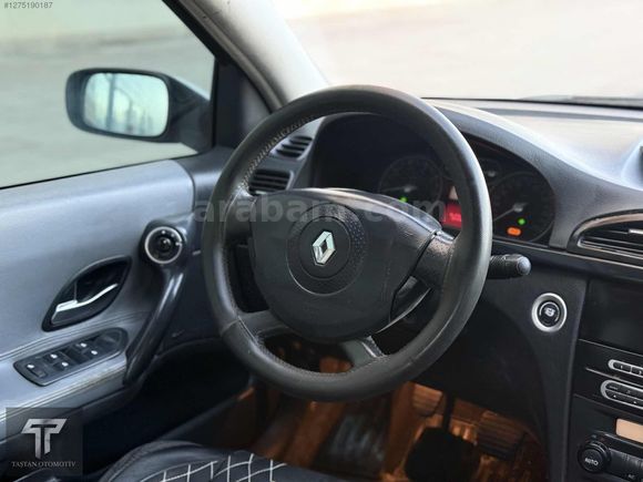 TAŞTAN OTOMOTIV'DEN 3 PARÇA BOYA 275BİN KM'DE 2007 1.6 LAGUNA