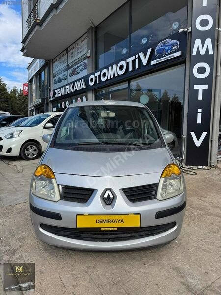 Galeriden Renault Modus 1.4 Dynamique 2007 Model İstanbul 247.000 km Gri