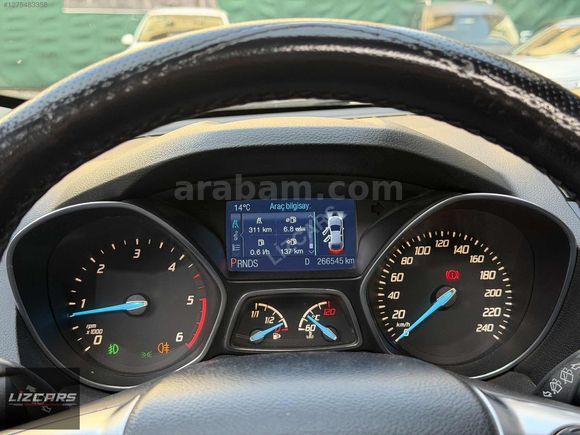 FORD KUGA 2.0 TDCİ TİTANİUM DEĞİŞENSİZ CAM TAVAN