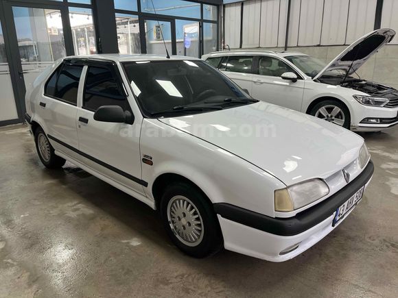 Sahibinden Renault R 19 1.6 Europa RTE 2001 Model Kütahya
KLİMALI ALİZE  