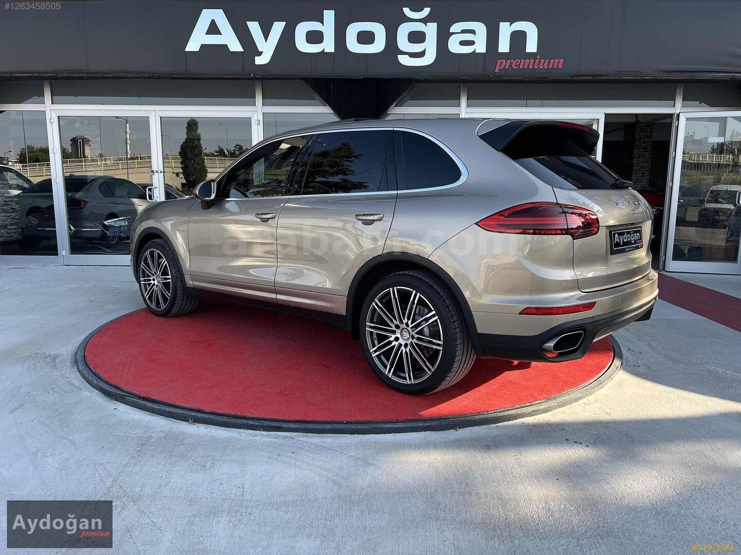 AYDOGAN PREMİUM 2015 PORSCHE CAYENNE BAYİ ÇIKIŞLI 7