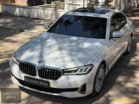 GALLERY MUSA/2021 BMW 520i SPCL EDİTİON LUXURY ORJ 94 BİN KM