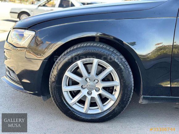 GALLERY MUSA/2015 AUDİ A4 150 HP ORJİNAL 270 BİN KM
