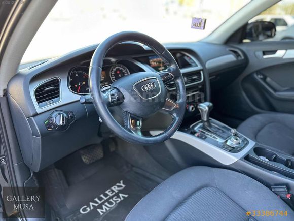 GALLERY MUSA/2015 AUDİ A4 150 HP ORJİNAL 270 BİN KM