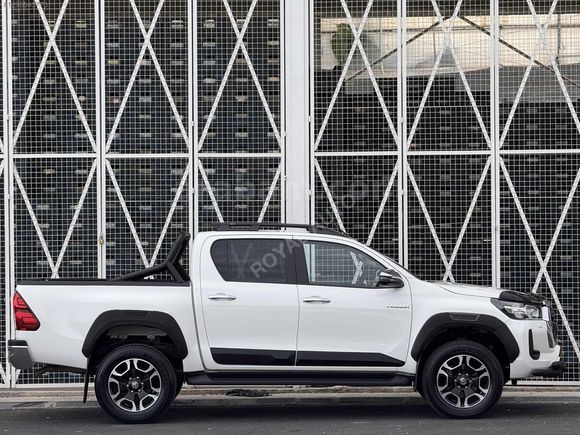 ROYAL AUTODAN HATASIZ HİLUX