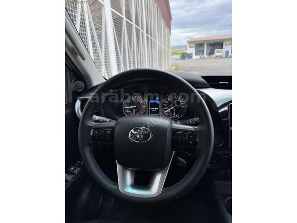 ROYAL AUTODAN HATASIZ HİLUX