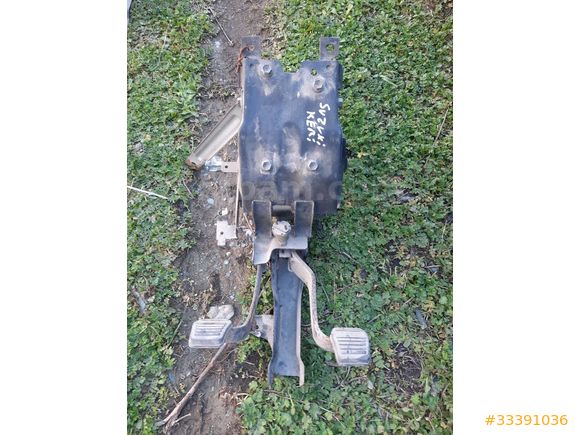 Suzuki Carry Pedal