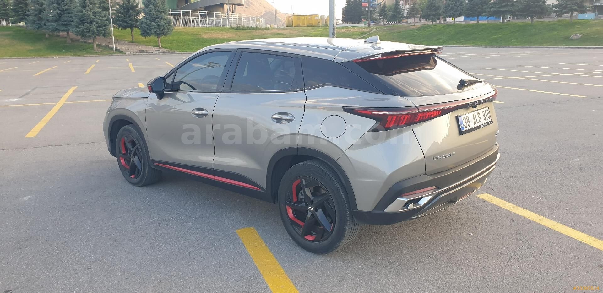 Sahibinden Chery Omoda 5 1.6 T-GDI Excellent 2023 Model Mersin 62.200 km Gri 5