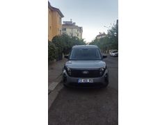 Sahibinden Ford Tourneo Courier 1.0 EcoBoost Titanium 2024 Model