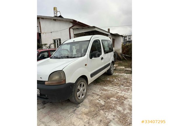ORJİNAL KANGO SIFIR MOTOR SIFIR MUAYENE TAKASA AÇIK
