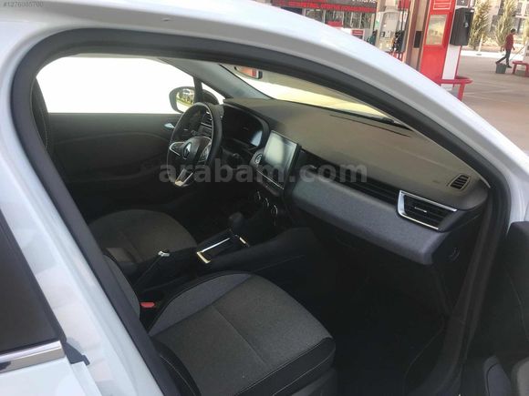 YILDIRIM AUTO DAN 2025 ÇIKIŞLI RENAULT CLIO