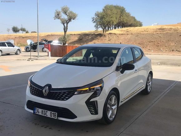 YILDIRIM AUTO DAN 2025 ÇIKIŞLI RENAULT CLIO