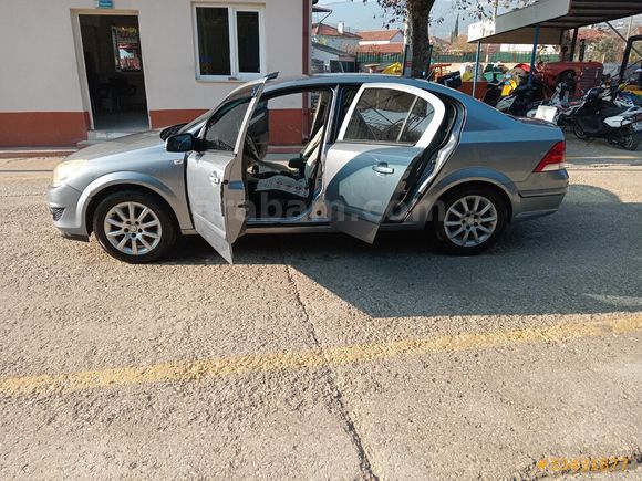 DEĞİŞENSİZ&BOYASIZ &TRAMER SİZ Opel Astra 1.6 enjoy
