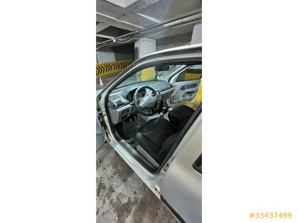 Sahibinden Renault Clio 1.4 Expression 2002 Model