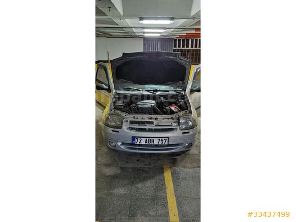 Sahibinden Renault Clio 1.4 Expression 2002 Model