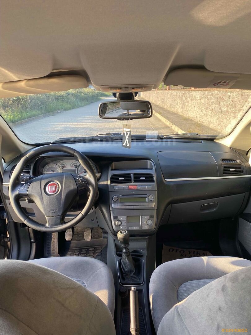 Sahibinden Fiat Linea 1.6 Multijet Emotion Plus 2012 Model Sakarya 223.700 km Füme 7