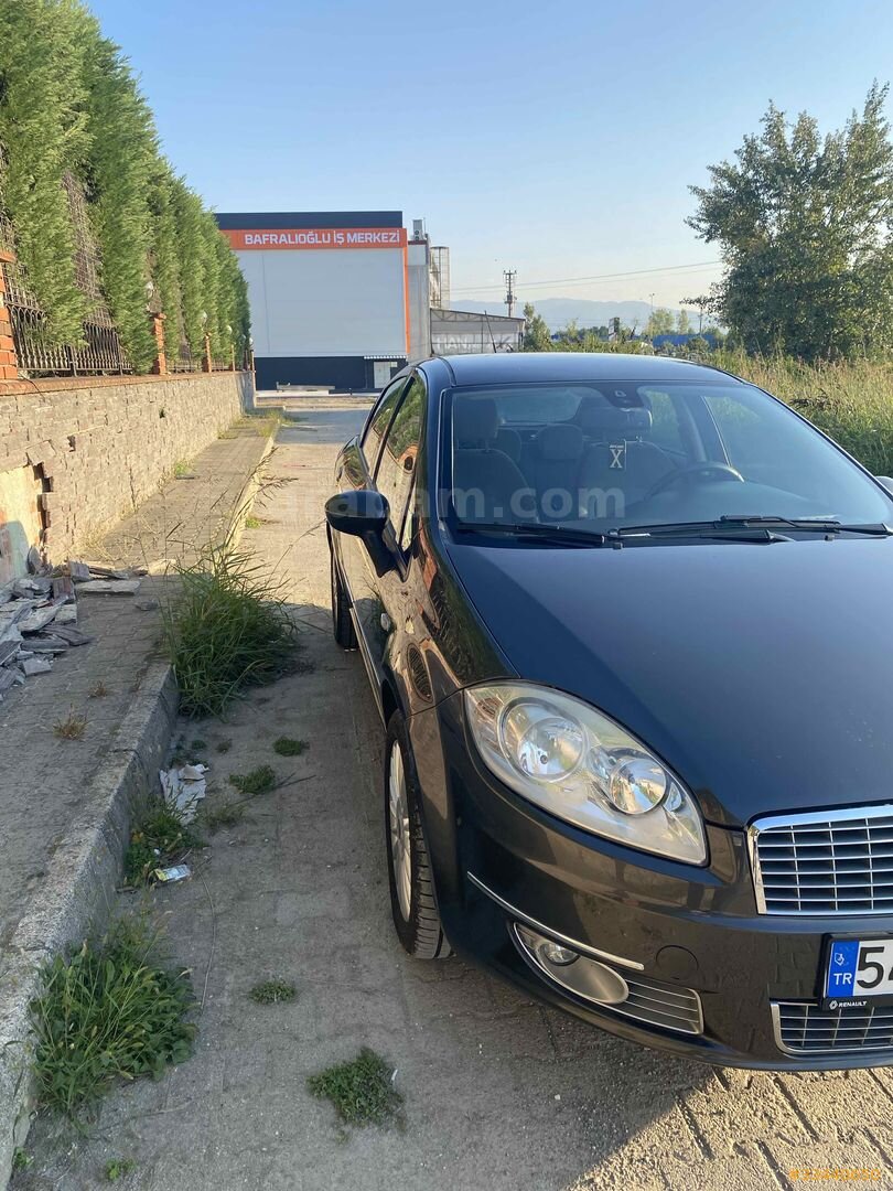 Sahibinden Fiat Linea 1.6 Multijet Emotion Plus 2012 Model Sakarya 223.700 km Füme 3