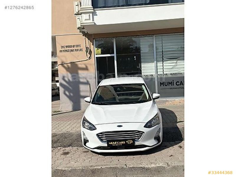 Galeriden Ford Focus 1.5 TDCi Trend X 2019 Model Mersin 181.000 km Beyaz 1