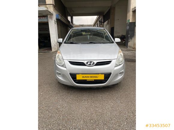 Burak Besnili Otomotiv'den Hyundai i20 1.2 MPI Team 2011 Model