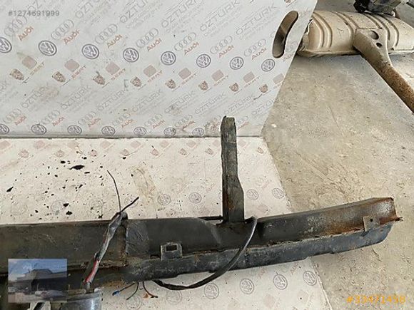 VW TRANSPORTER ARKA TAMPON DEMİRİ