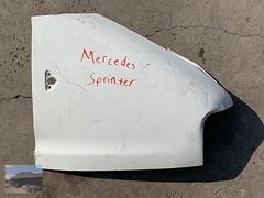 MERCEDES SPRİNTER SAĞ ÖN ÇAMURLUK