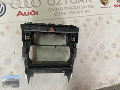 AUDİ A4 B6 B7 SİNGLE TEYP KONSOLU