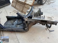 AUDİ A6 C5 SAĞ ÇEYREK