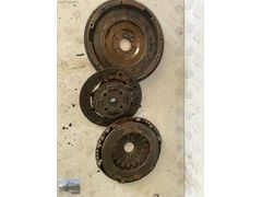 1.4TSİ CAX 6 İLERİ BASKI BALATA VE VOLAN DEBRİYAJ SET 03C105273K