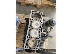 WV PASSAT TRANSPORTER T5 AXB 1.9 TDİ YARIM MOTOR SIFIRLANMIŞ
