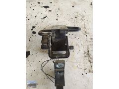 AUDİ A6 C5 KAPI MENTEŞELERİ 4B0833411B 4B0833411