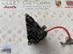 BMW 5 SERİSİ E60 E61 SİGORTA KUTUSU 6906603